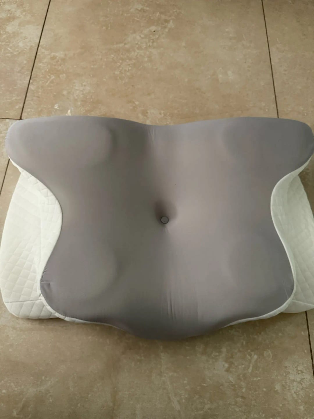 Customer photo review of ORVANE Butterfly™ – 5 Zone Neck & Shoulder Pain Relief Pillow