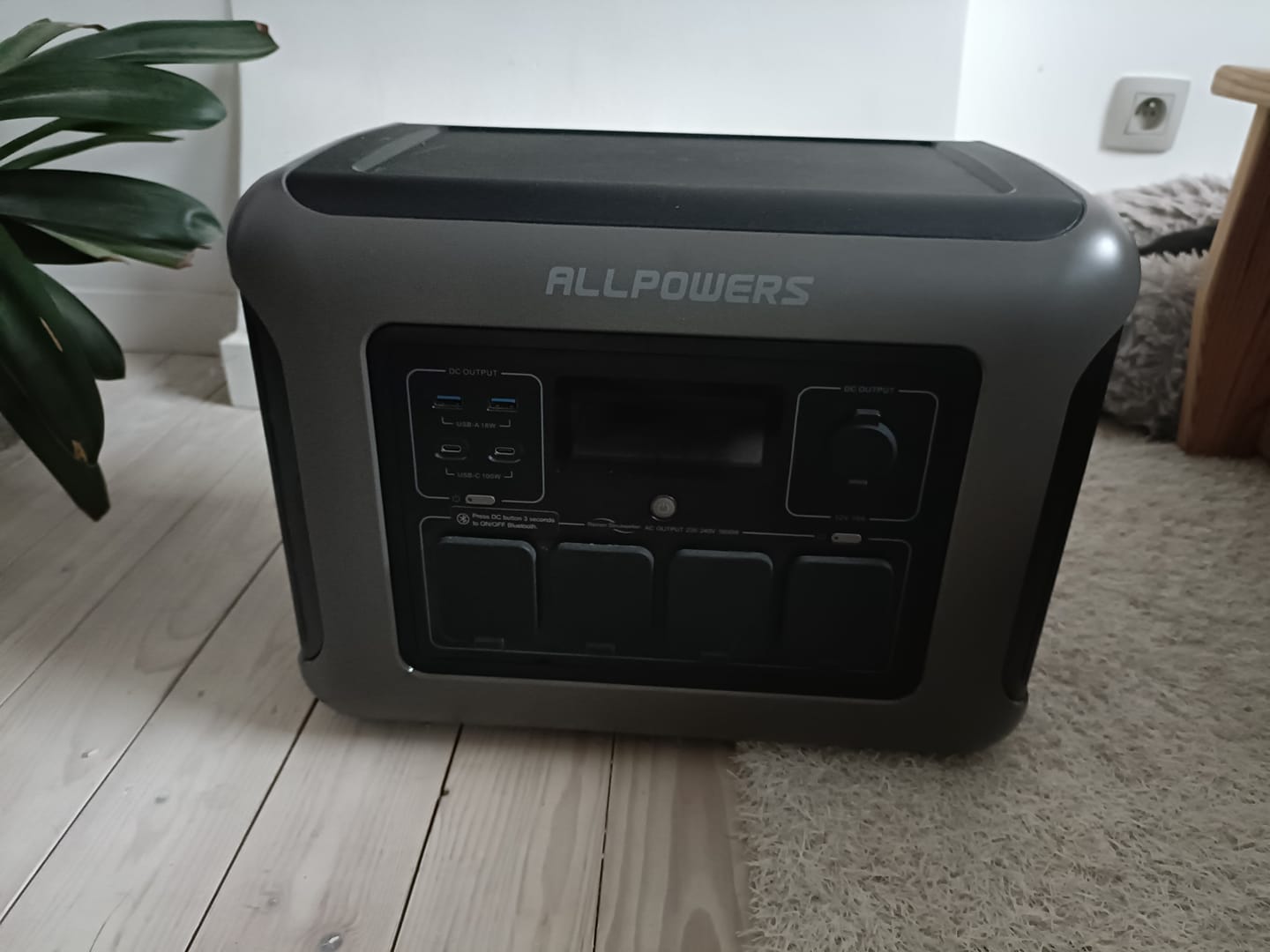 Customer photo review of ALLPOWERS R1500 Portable Power Station 1800W 1152Wh LiFeP04 Battery