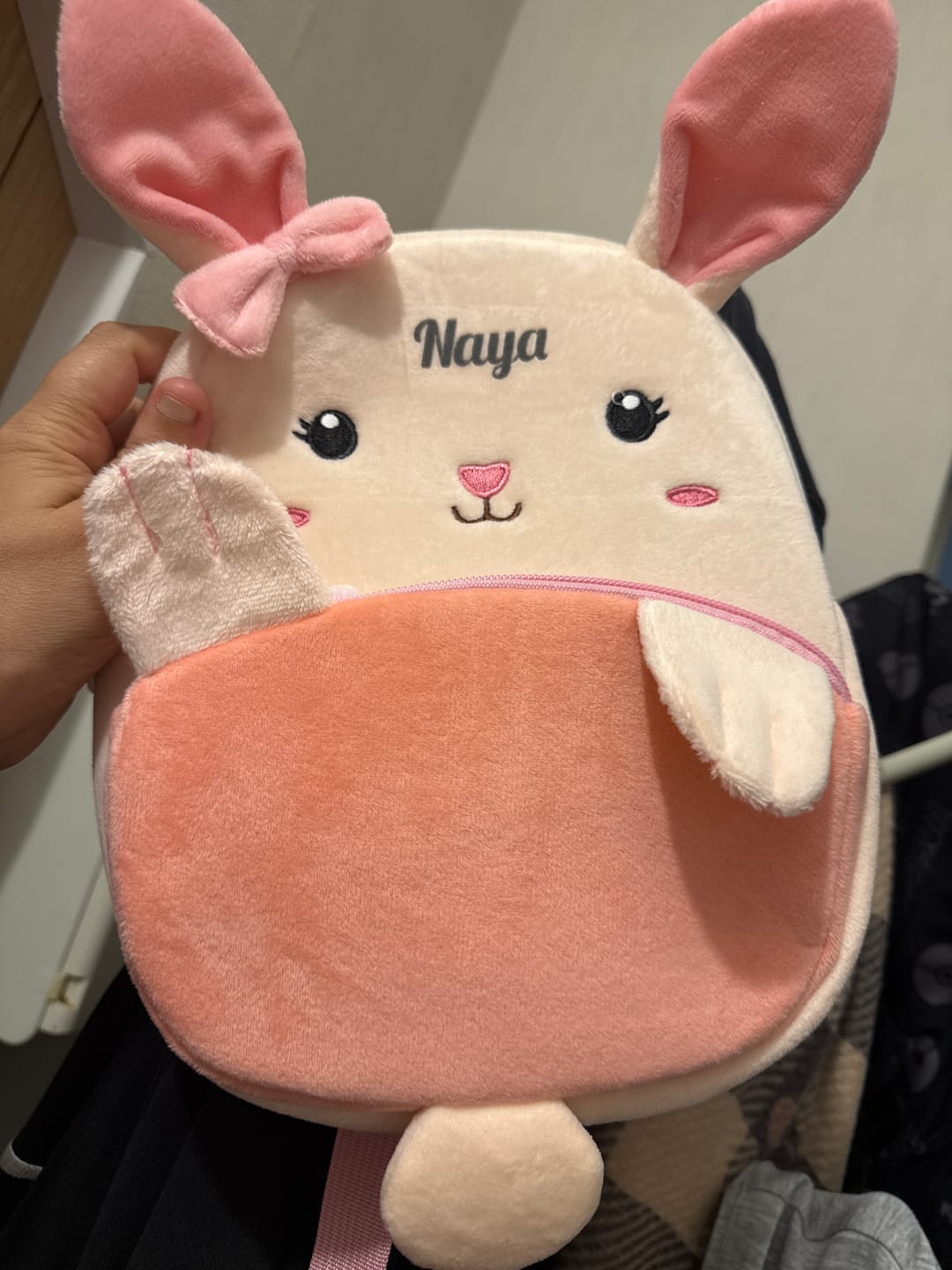 Customer photo review of Personnalisé Sac à Dos en Peluche Lapin Rose