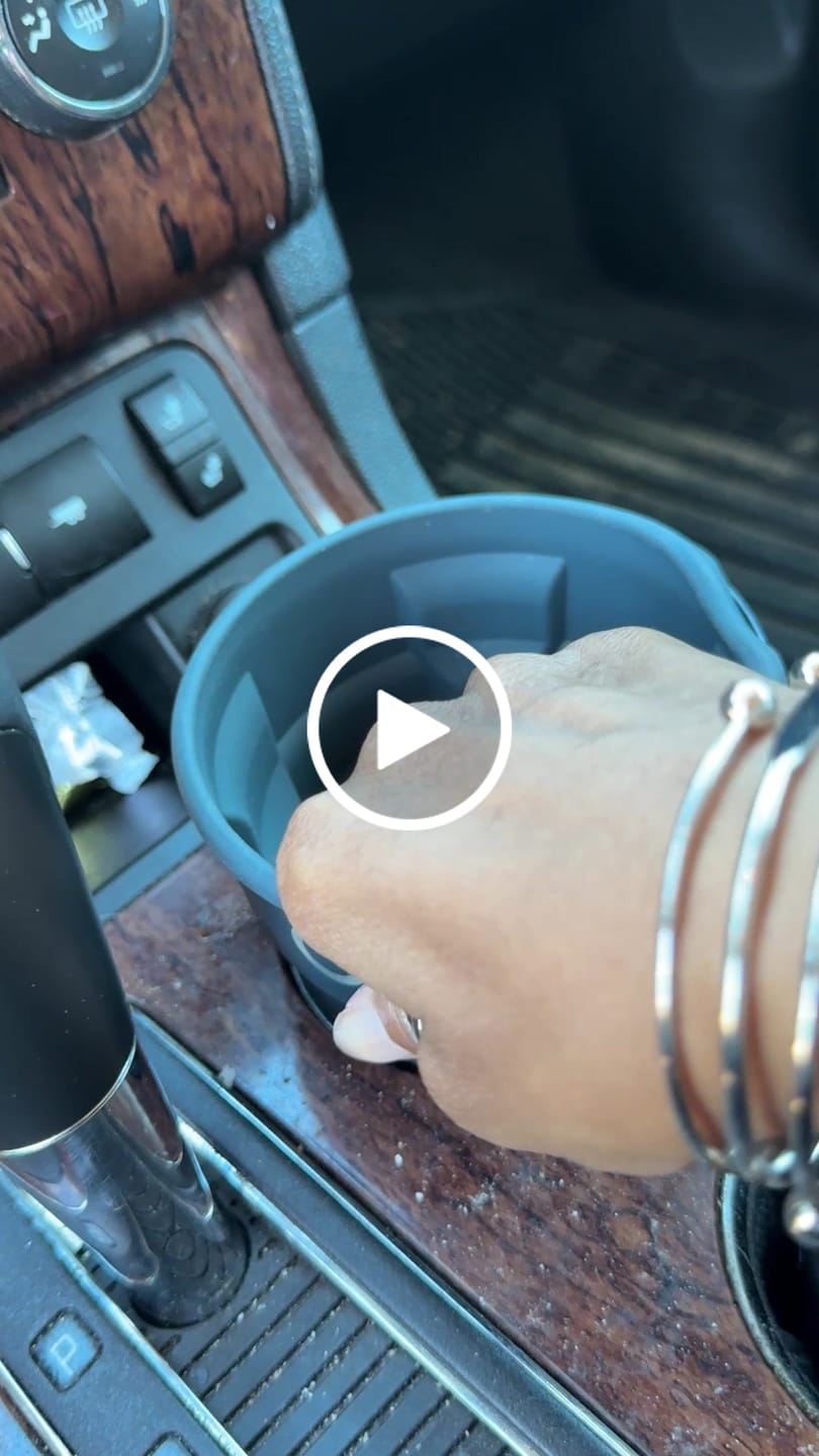 Customer video review of Car Caddy
