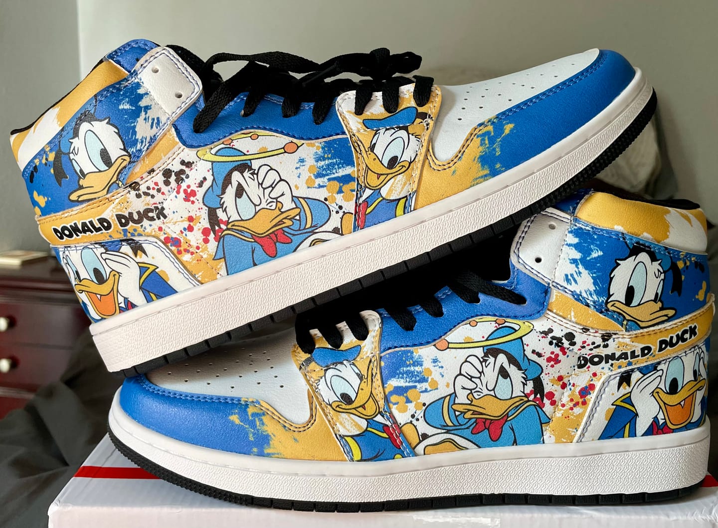 Customer photo review of Donald Duck Retro High-Top Sneakers