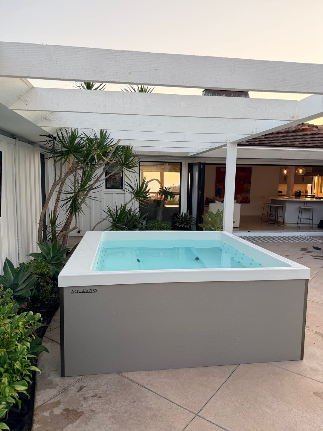 Customer photo review of AV-8 Hot Tub