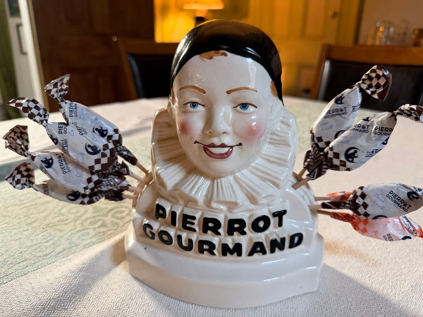 Customer photo review of Pierrot Gourmand French Lollipops, Cocoa & Milk, 4.6 oz (130 g)