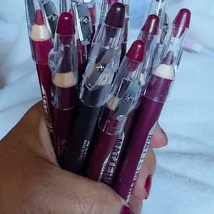 Customer photo review of Trucco Labbra Waterproof Matita Contorno Preciso Lunga Durata
