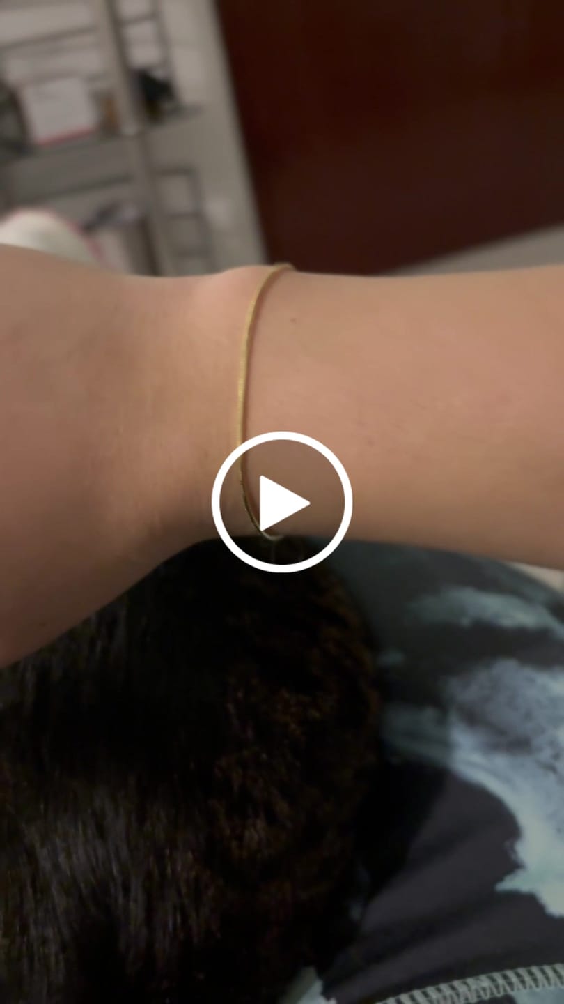 Customer video review of Pulseras Cola de Ratón en Oro laminado 18k Para Pareja