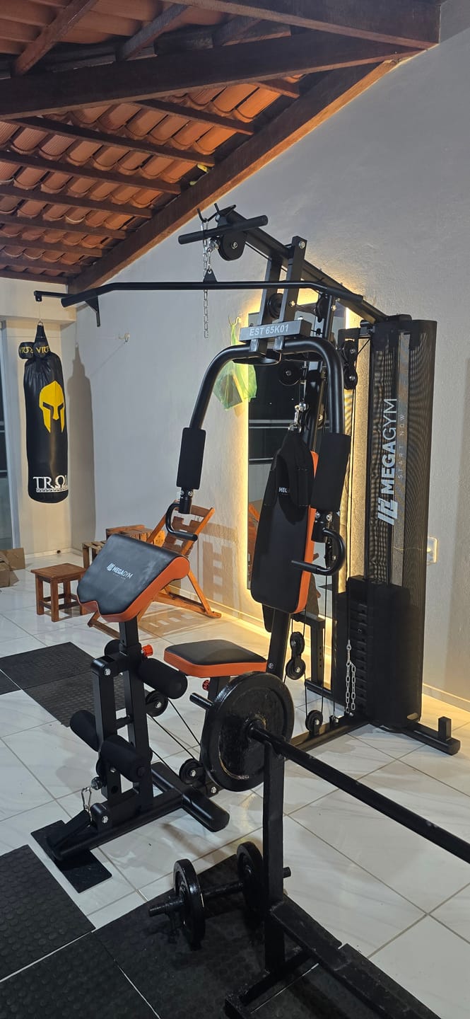 Customer photo review of Estação de Musculação Multifuncional UrbanFit 65k
