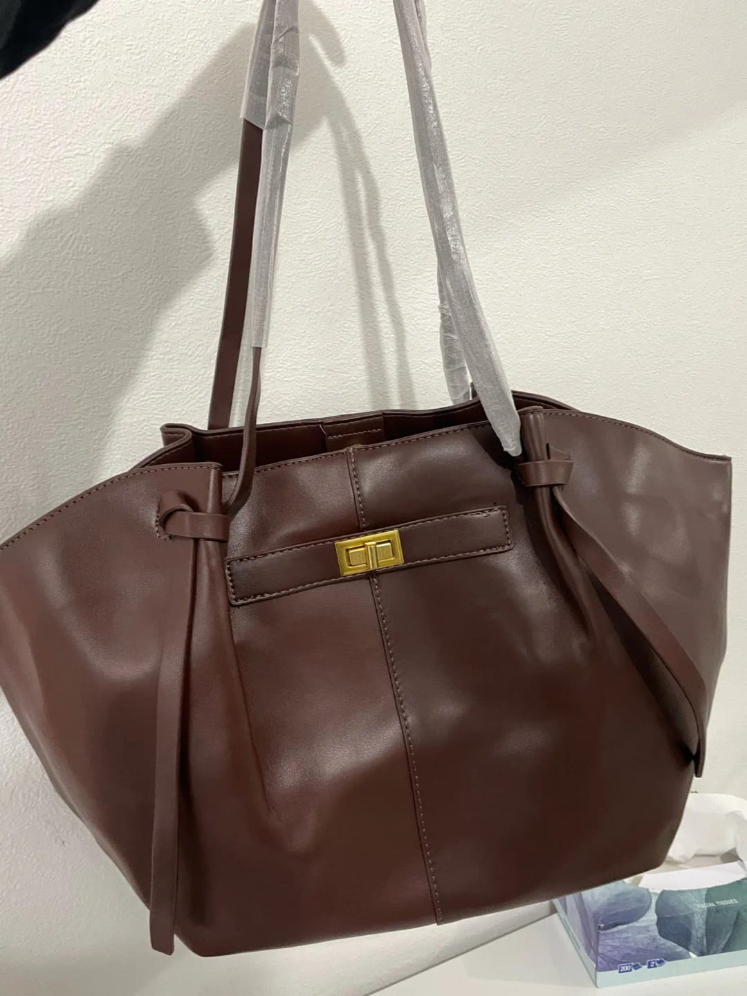 Customer photo review of Gerda Shopper Bag