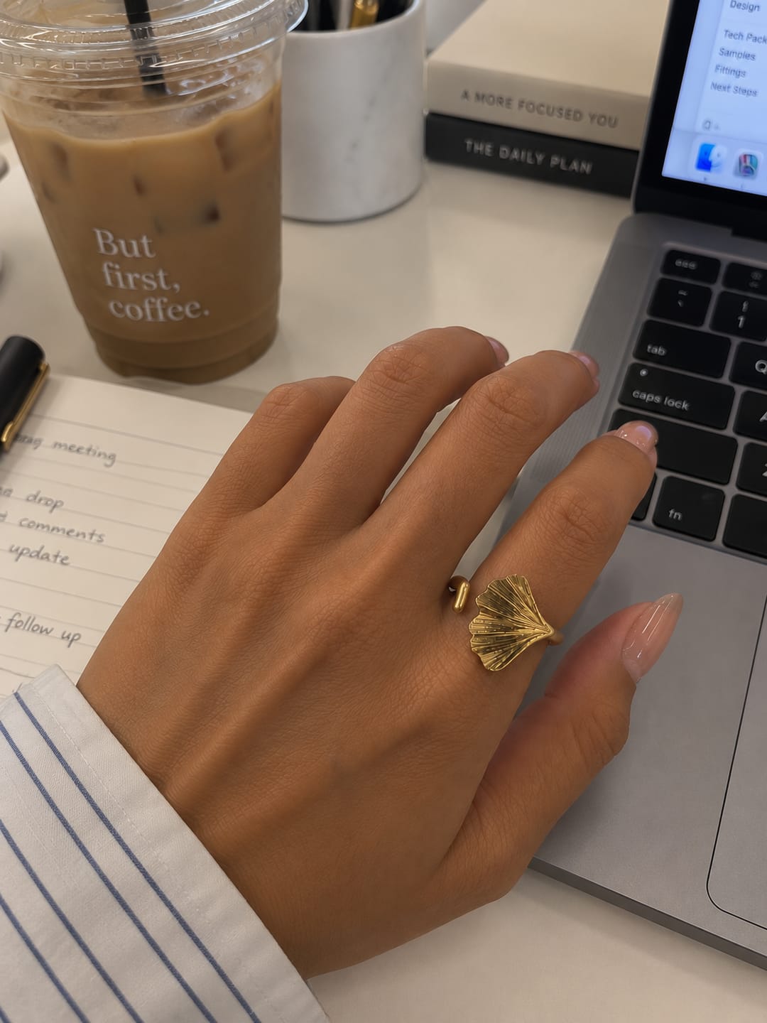 Customer photo review of Ginkgo Leaf Gold Ring