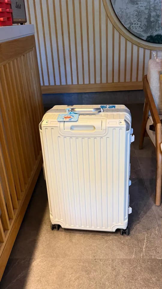 Customer photo review of AURA Collection