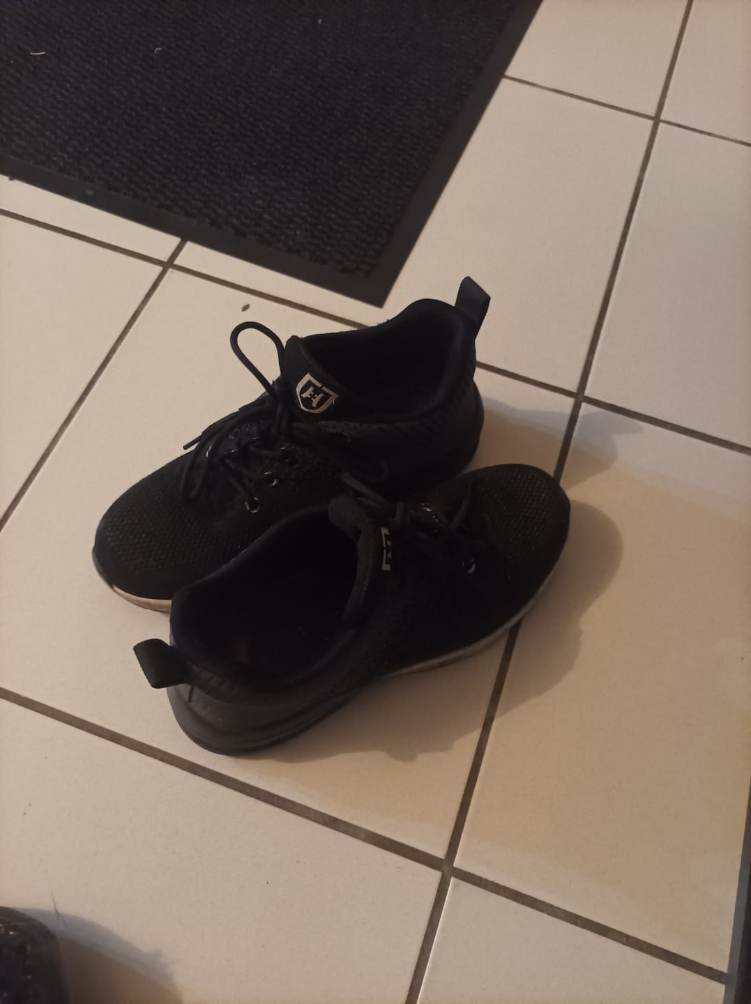Customer photo review of Chaussures de Sécurité Légères & Amortissantes