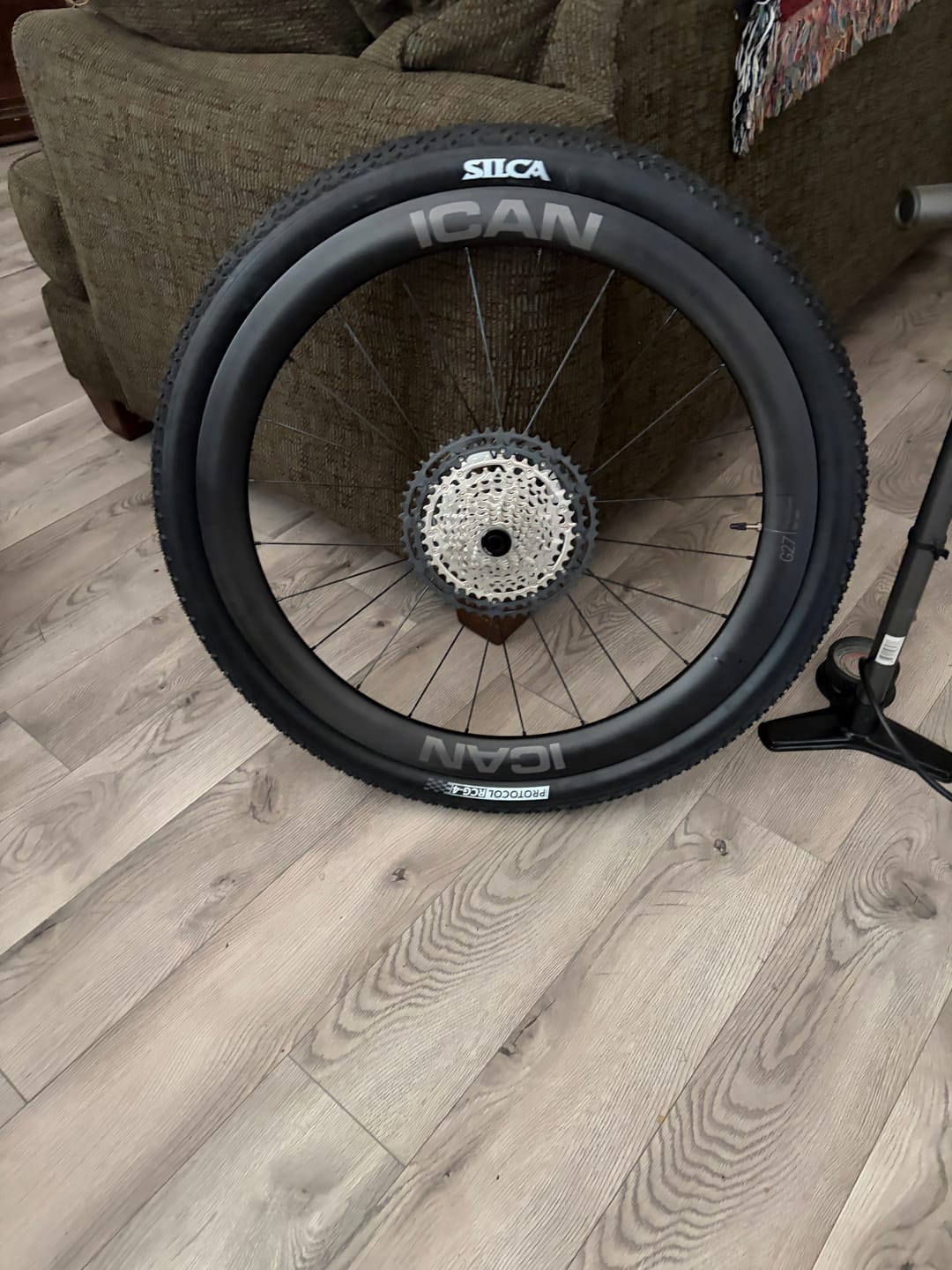 Customer photo review of G27 700C