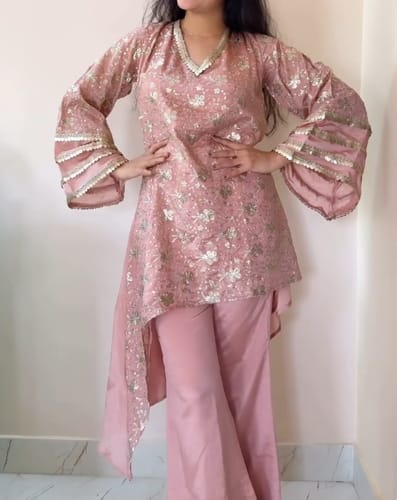 Customer photo review of Alaya Mehfil Blush Pink Asymmetric Kurta Set