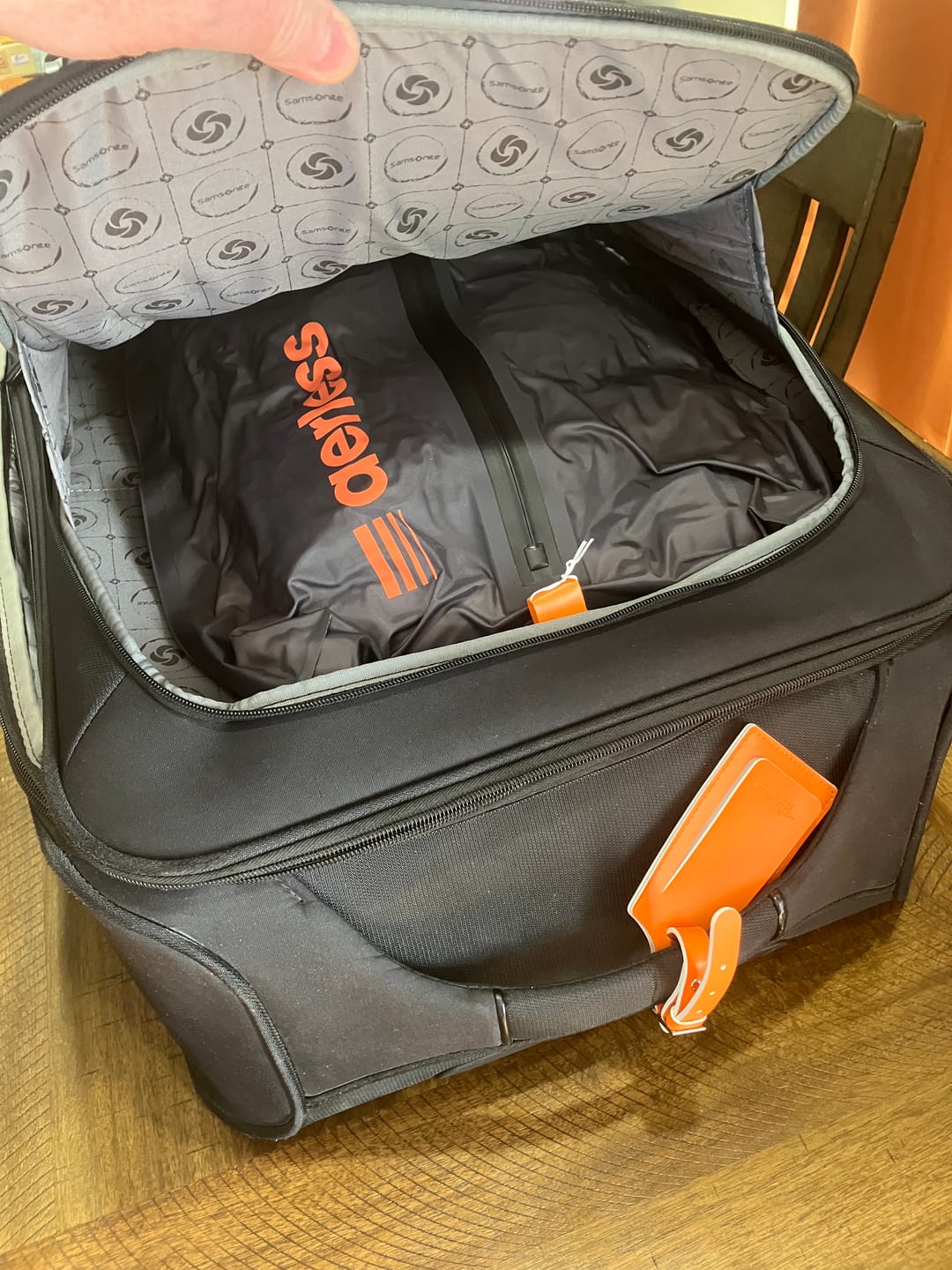 Customer photo review of Aerless™ Vacuum Kit