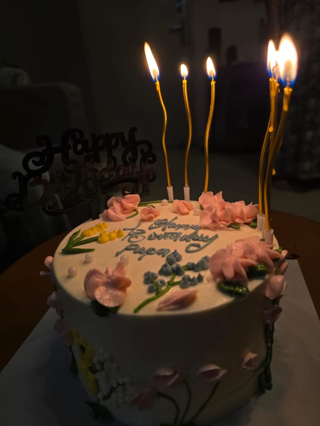 Customer photo review of Pastel Wildflower Buttercream Cake