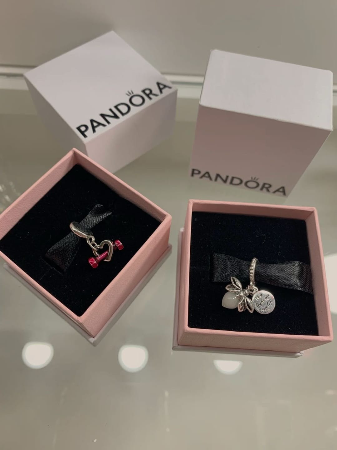 Customer photo review of Charm Colgante Luciérnaga Brillante