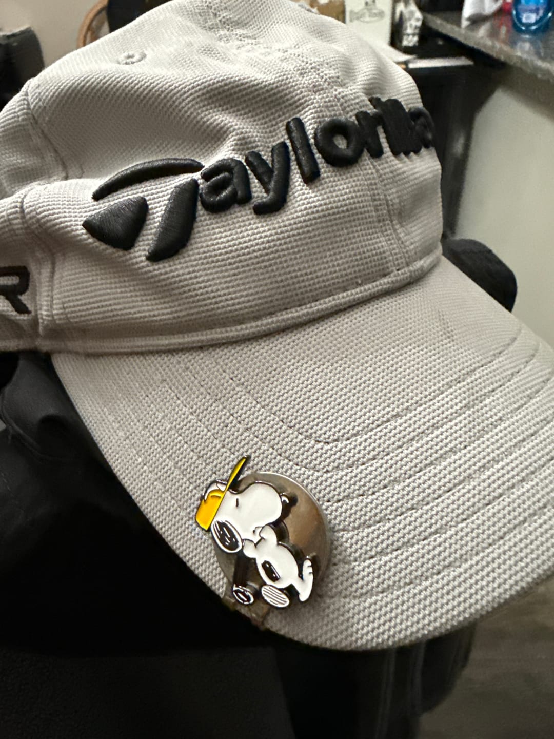 Customer photo review of Peanuts Snoopy Swing Ball Marker
