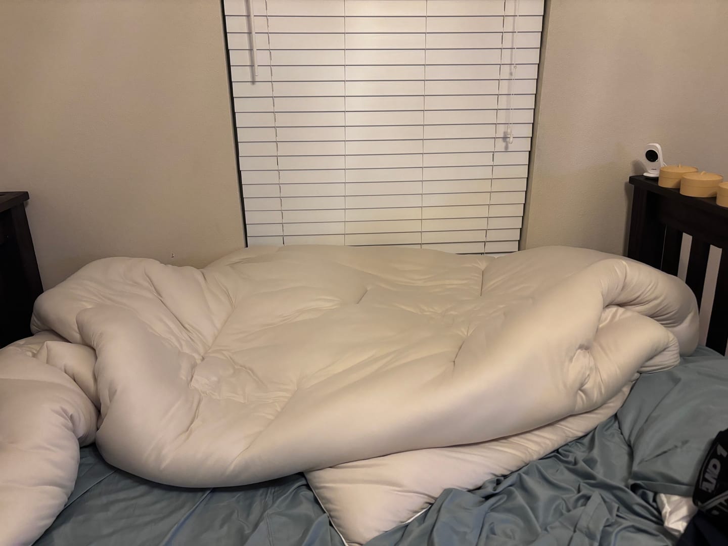 Customer photo review of MarshMellow Comforter