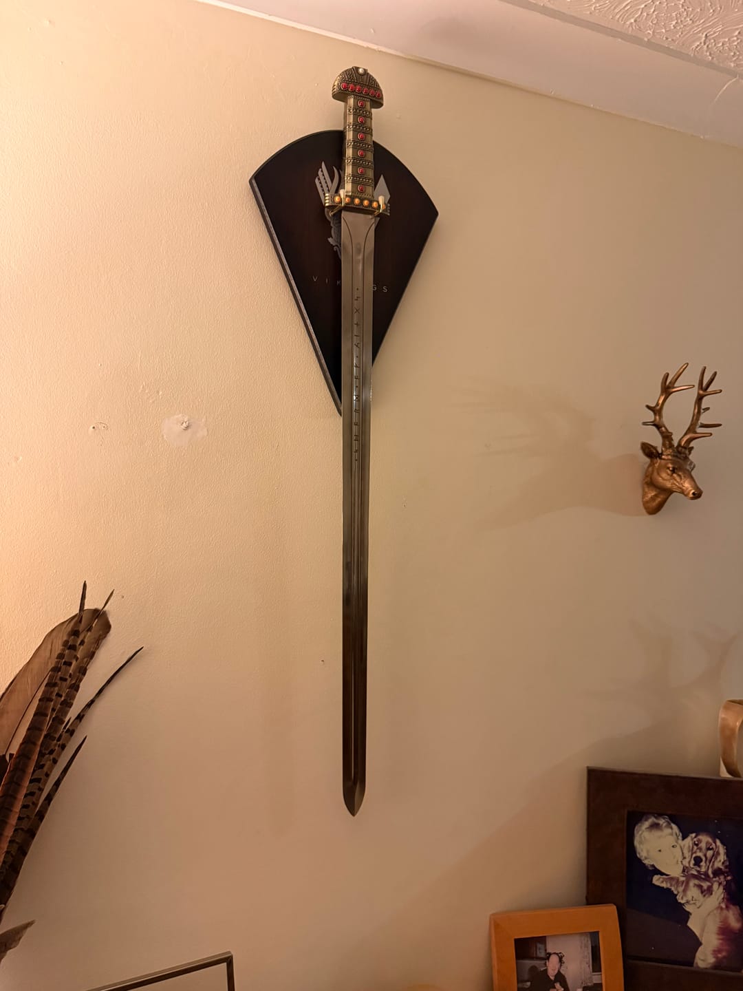 Customer photo review of Vikings Ragnar Lothbrok Sword of Kings Metal