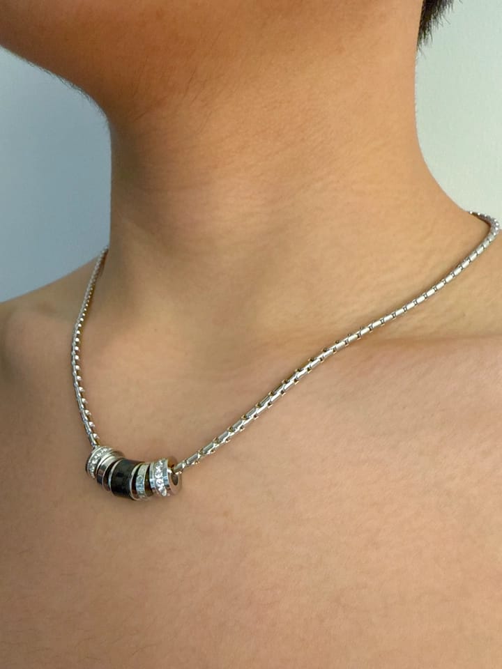 Customer photo review of Barrel Accent Necklace