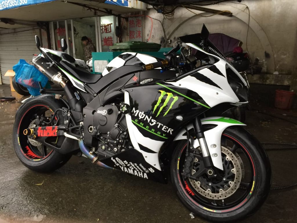 Customer photo review of Black Monster Fairings for Yamaha R1 2013 2014 Aftermarket Fairing kits