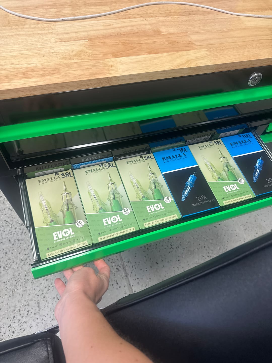 Customer photo review of EMALLA Eliot Pro Tattoo Cartridge Needles Magnum (Box of 20)