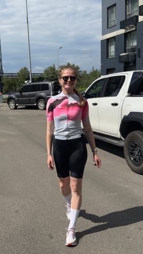 Customer photo review of Women's Emerge Jersey - Grey and Pink