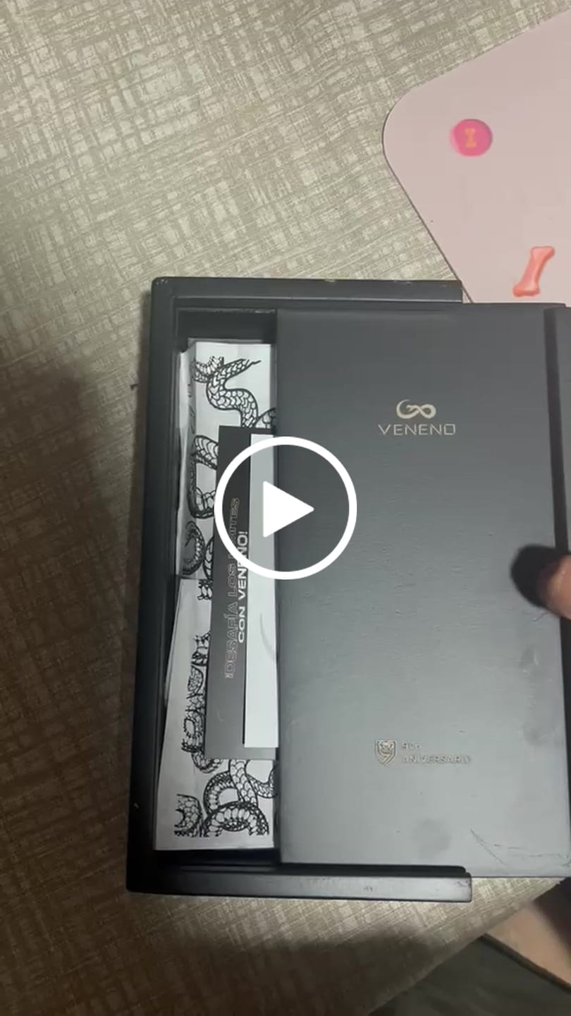 Customer video review of Funda iPhone - México