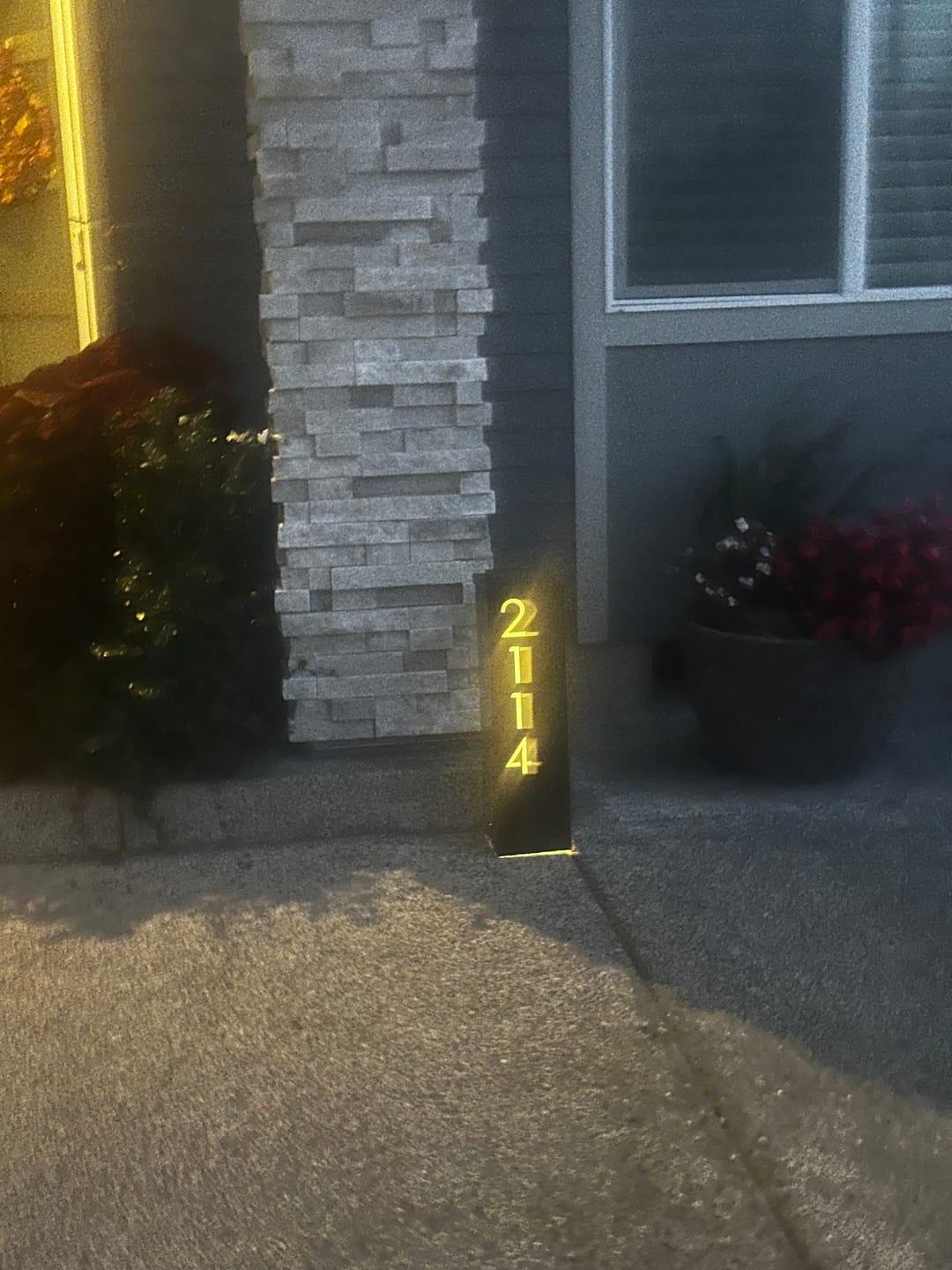 Customer photo review of Address Column