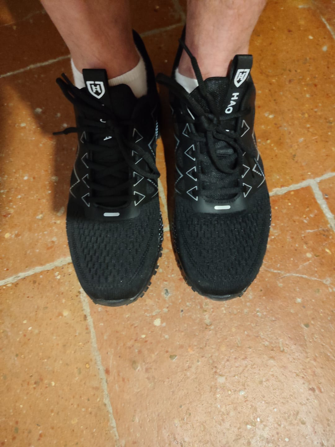 Customer photo review of Chaussures de Sécurité Premium Confortables & Antidérapantes