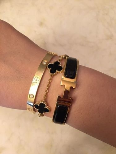 Customer photo review of 18K Celestial T Smile Pendant Necklace
