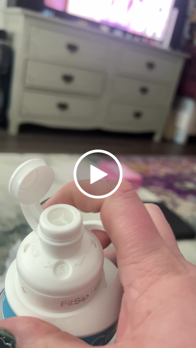 Customer video review of FitSip Strawberry Banana