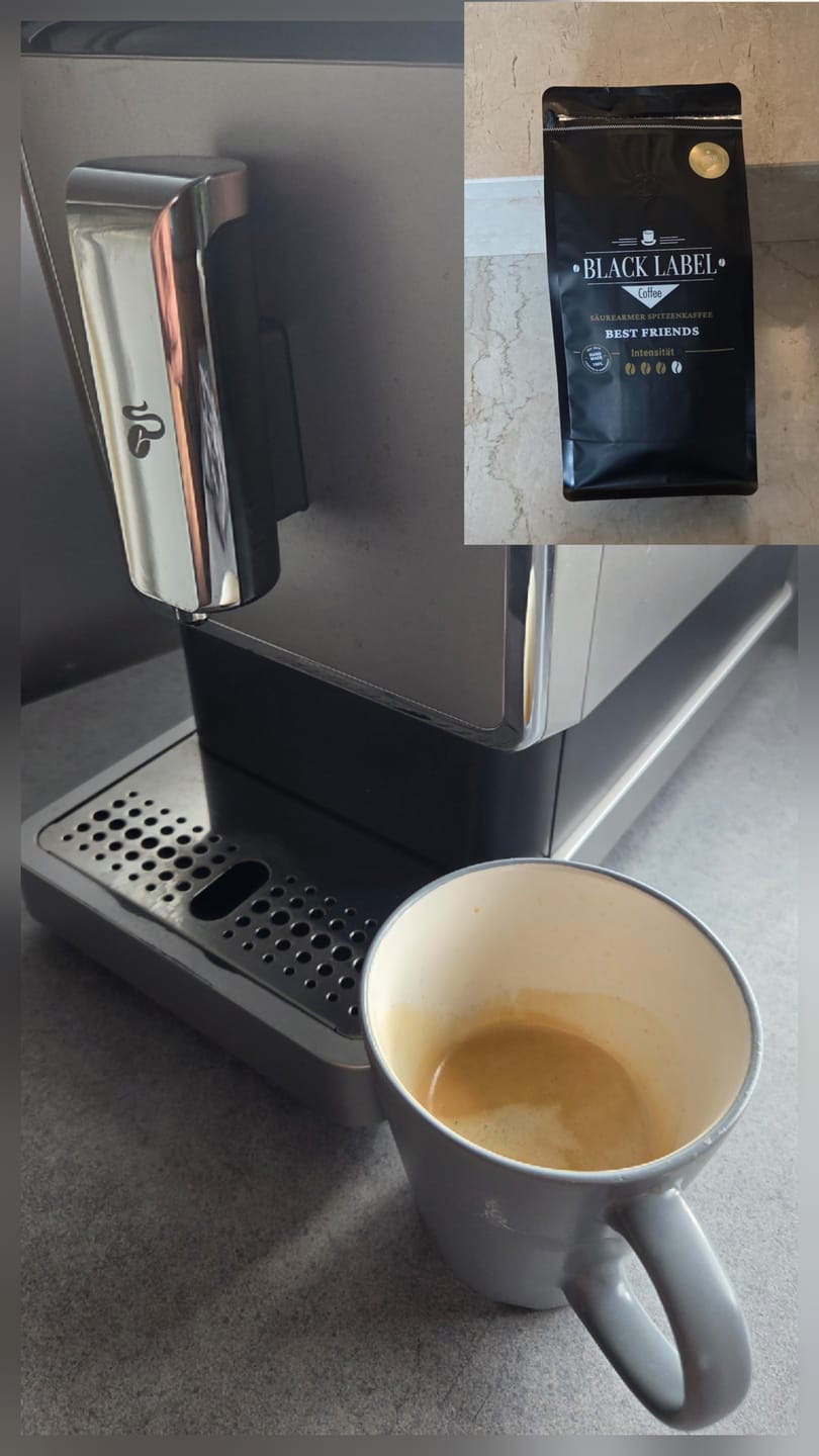 Customer photo review of Best Friends Crema King