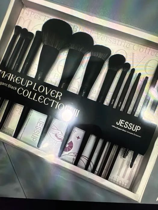 Customer photo review of Matte Black Versatile Brush Set Collection 14pcs T336
