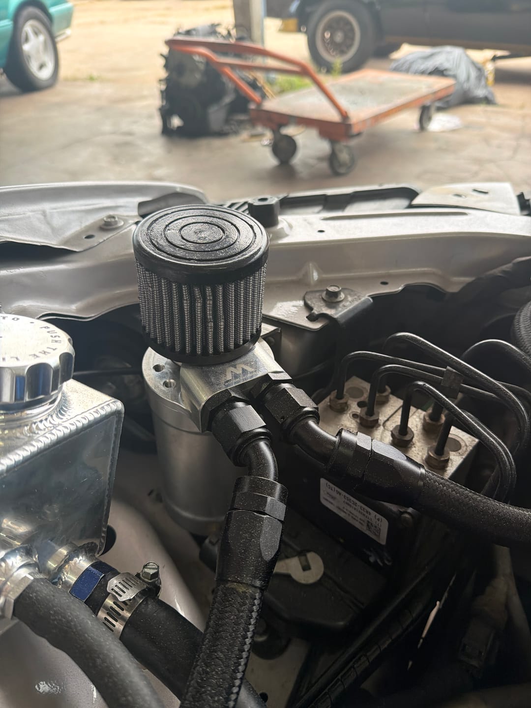 Customer photo review of Motion Raceworks Top Loader Billet Oil Catch Can Bare Aluminum ( Dual 10 AN Port )