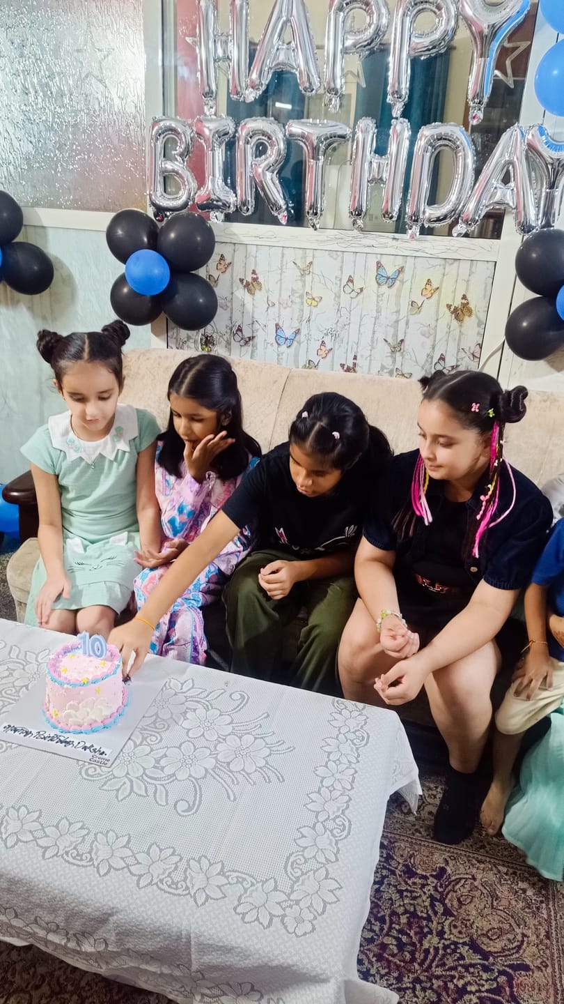 Customer photo review of Aesthetic Ombre Cake