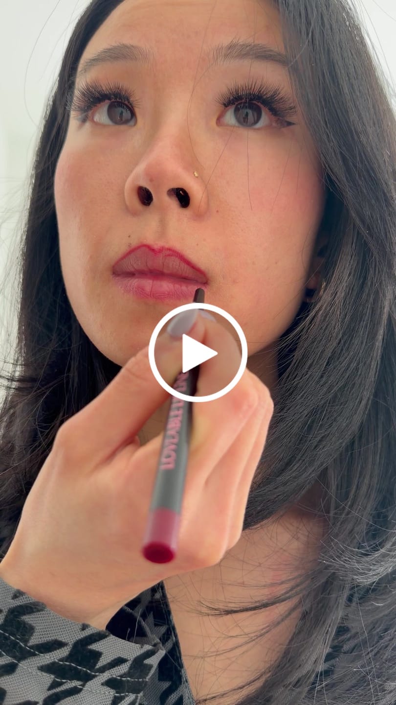 Customer video review of Berry Defined Lip Liner