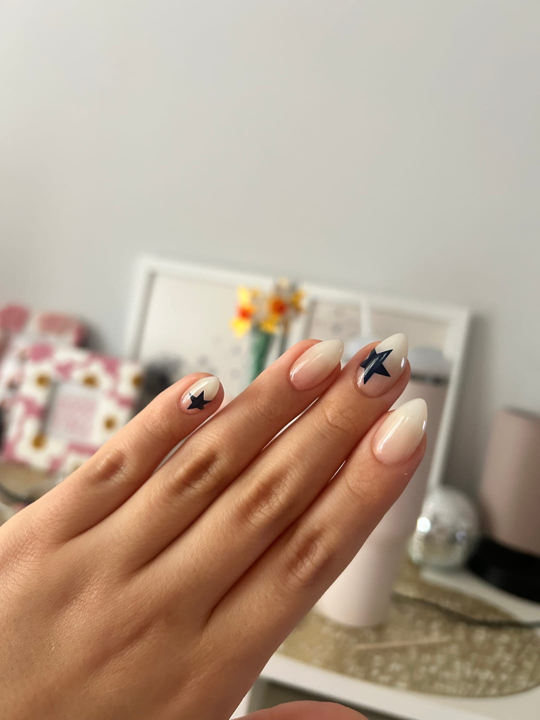 Customer photo review of Rock Star Jel Takma Tırnak Orta Boy Badem 30 Adet