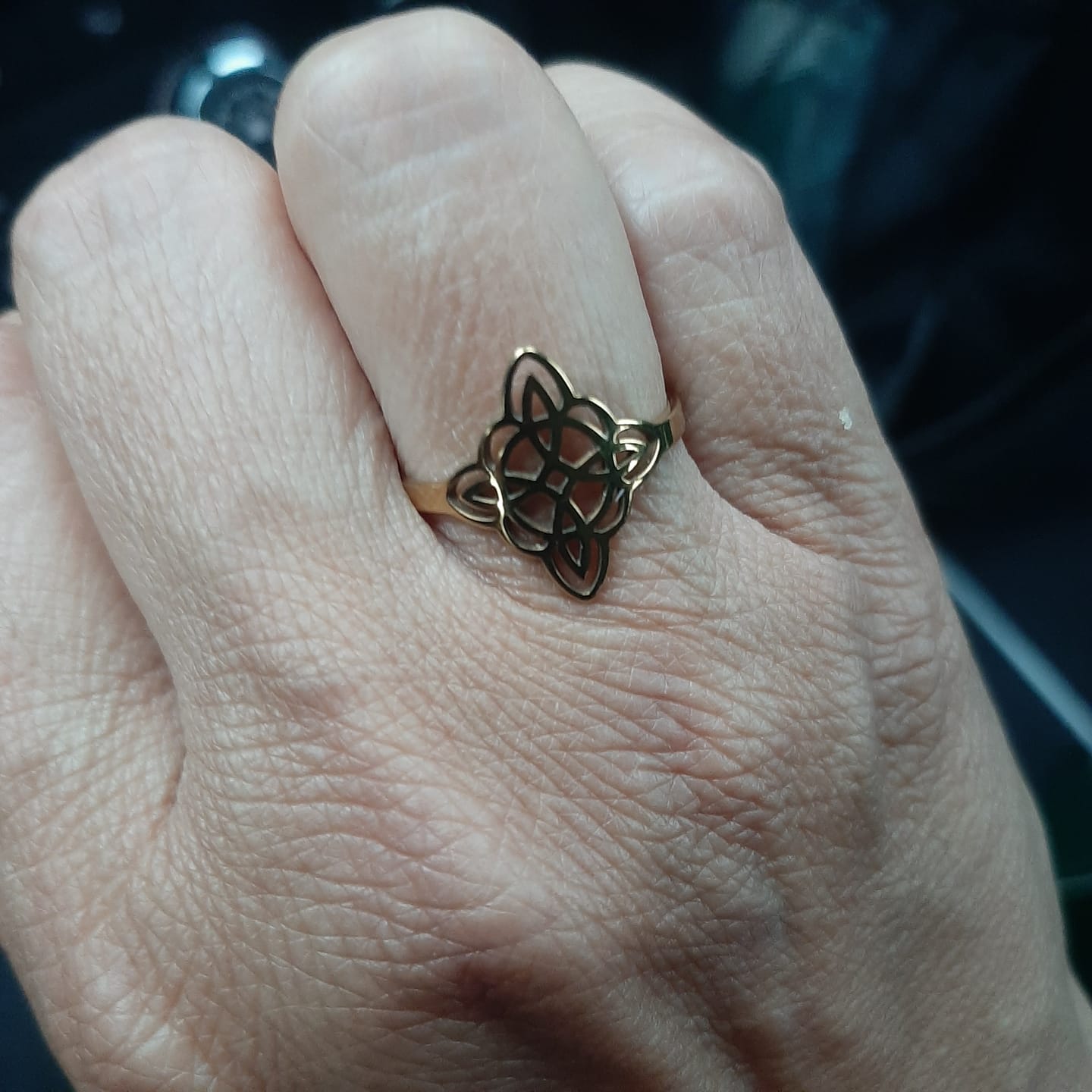 Customer photo review of Bague Ajustable "Symbole de Protection" - Noeud de Sorcière
