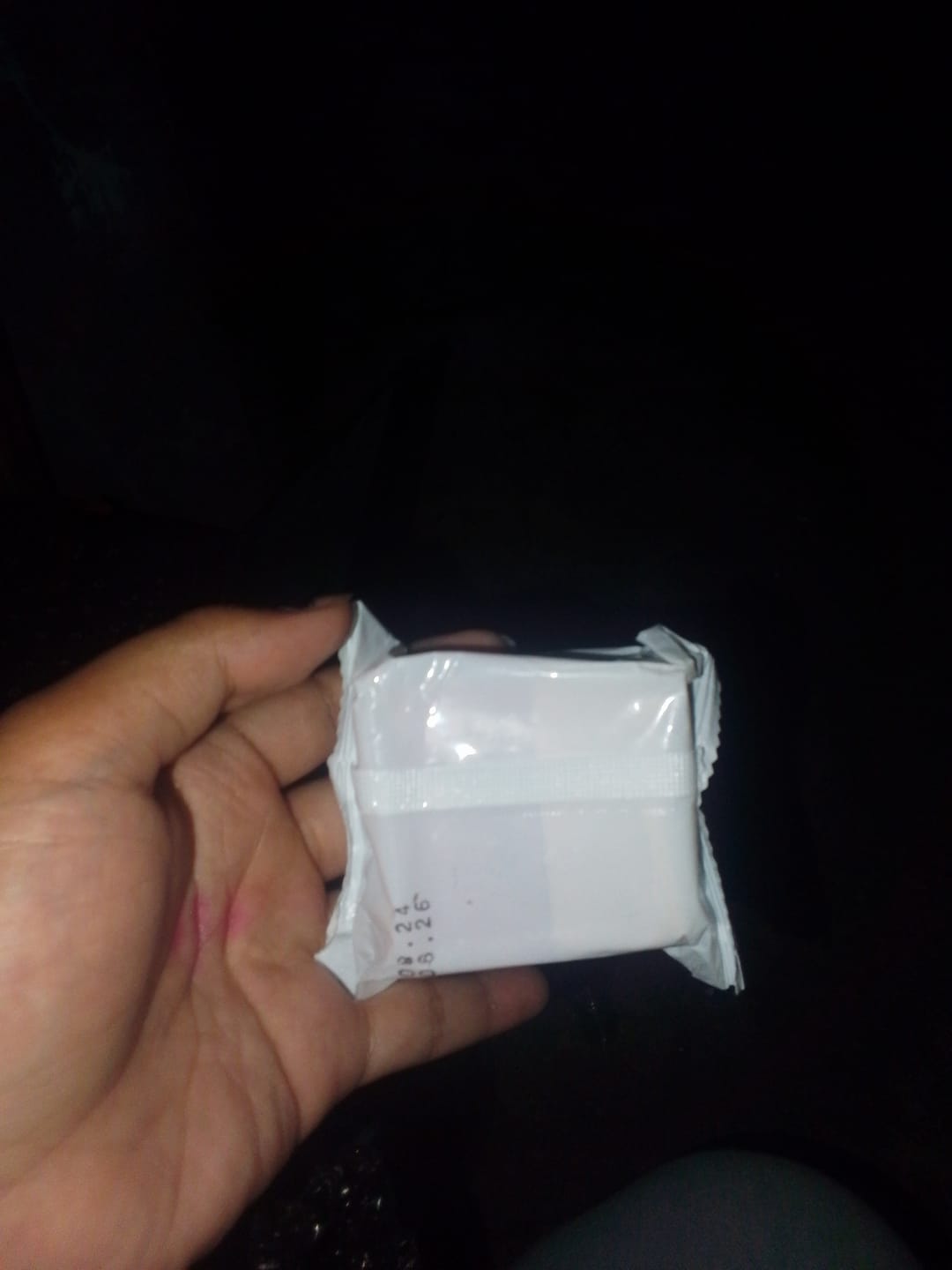 Customer photo review of Kavouge Bleaching Soap Whitening Booster Niacinamide Face & Body Care Cleaning Arbutin Licorice Extract