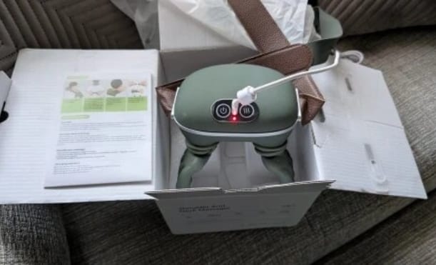 Customer photo review of Zavelix™ Dual-Use Red Light & Deep-Kneading Massager for People & Pets