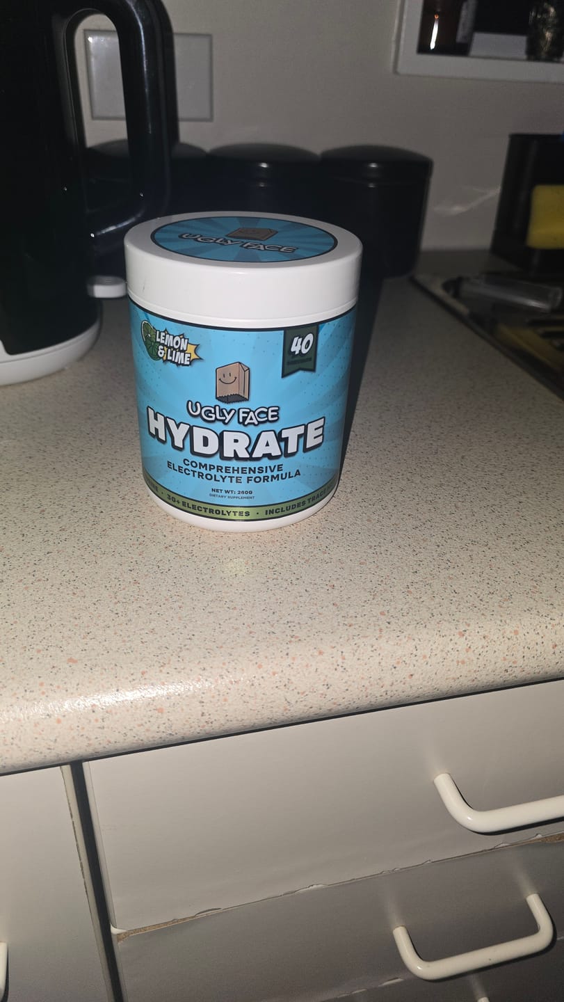 Customer photo review of UGLYFACE® HYDRATE