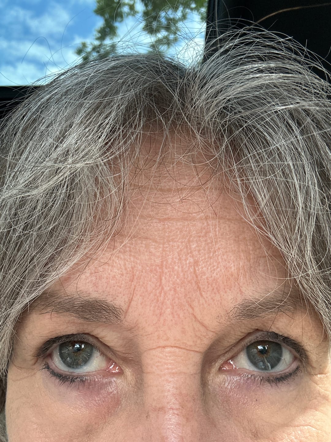 Customer photo review of 107 - Kajal / Eyeliner Grau