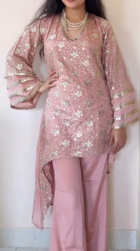 Customer photo review of Alaya Mehfil Blush Pink Asymmetric Kurta Set