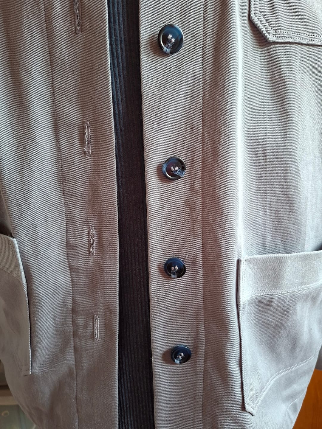 Customer photo review of Hemline Marble Effect Buttons