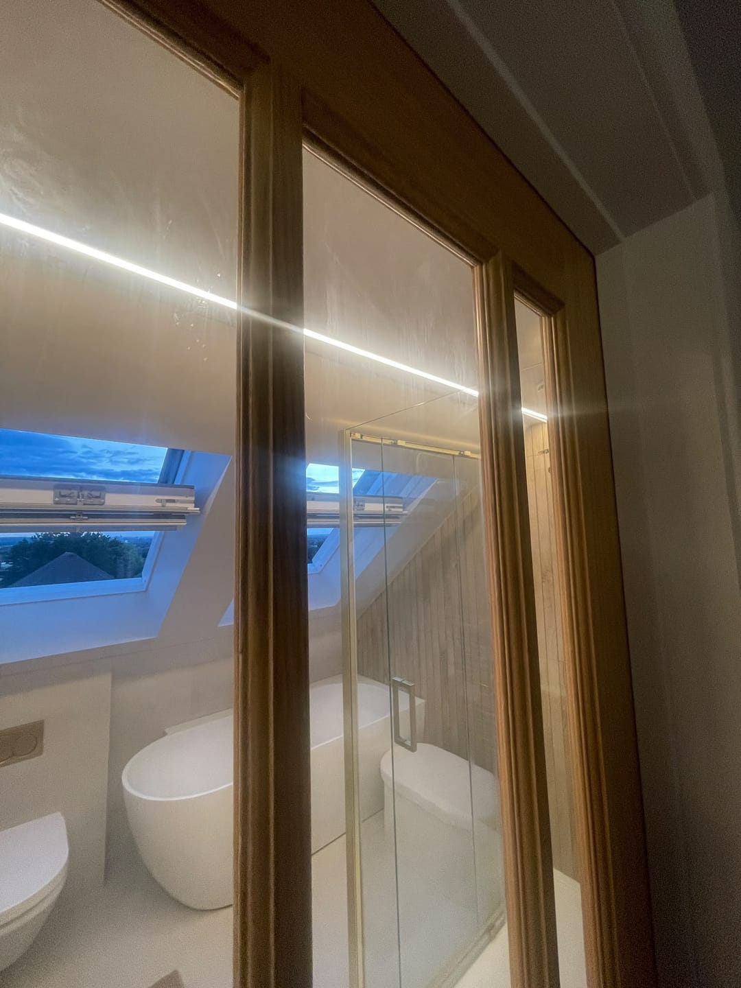 Customer photo review of 15W/m Dotless LED Strip – 3000K / 4000K / 6000K – 5m / 10m Reel – 24V – 10mm – Indoor IP65 - Uno Lighting