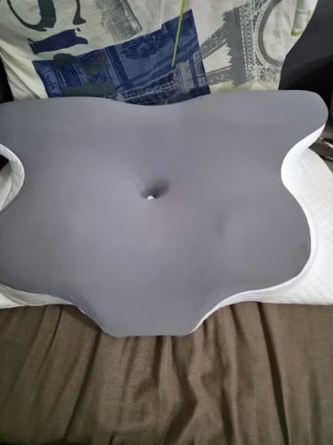 Customer photo review of ByLorai CurveFit™ Pillow