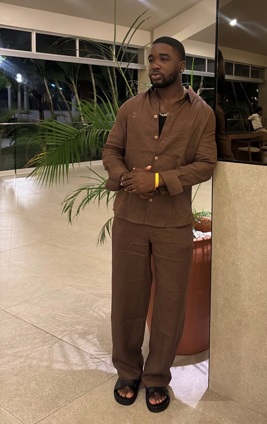 Customer photo review of Cinnamon Brown Linen Set