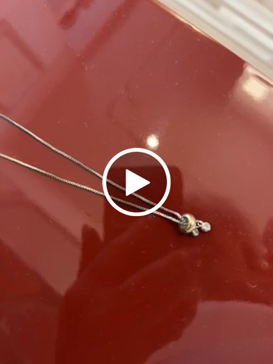 Customer video review of Geburtssteinarmband mit zwei verbundenen Ringen
