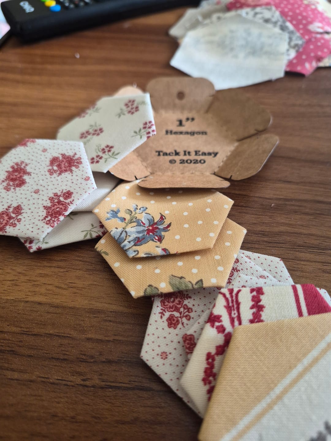 Customer photo review of TACK IT EASY 1" HEXAGON GADGET
