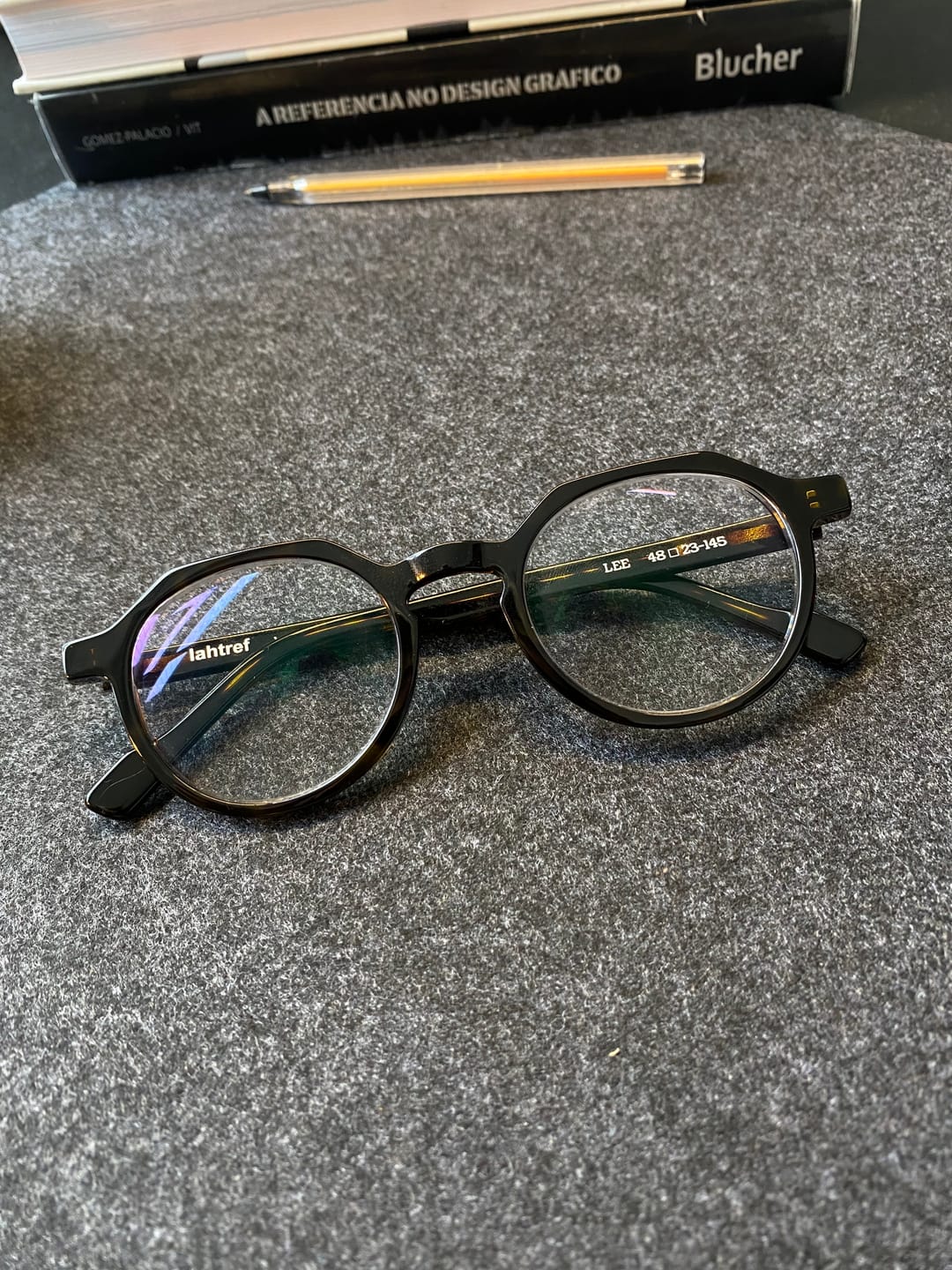 Customer photo review of Lee